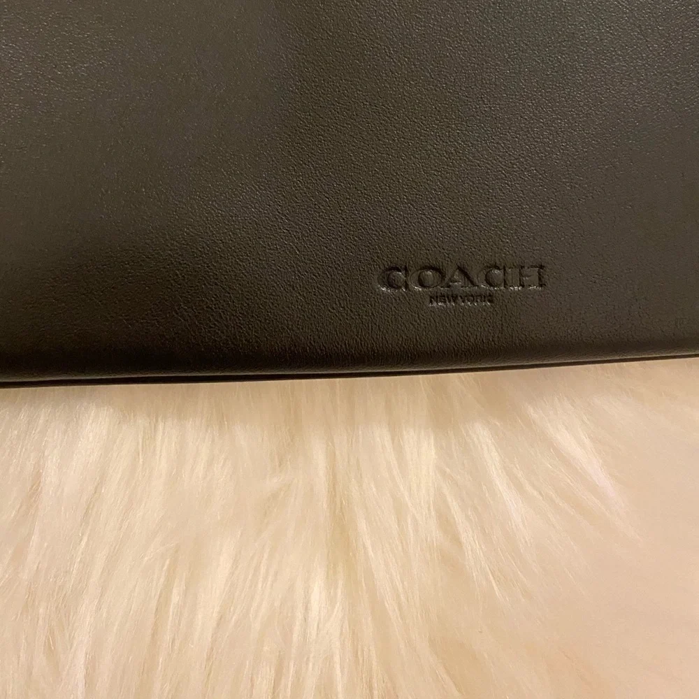 COACH STARWARS POUCH WRISTLET NWT - Picture 4 of 15